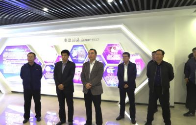 新疆福?？h一行到公司調(diào)研