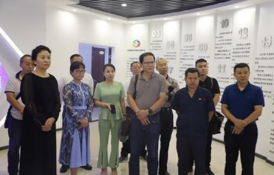江門市委統(tǒng)戰(zhàn)部、市工商聯(lián)領導一行到公司調研